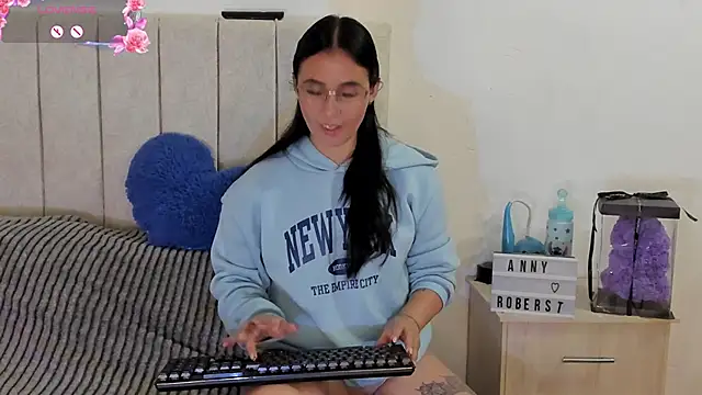 anny roberts online show from 16, 6, 2026
