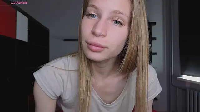 Elis Fox online show from 22, 6, 2026