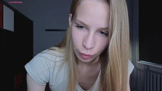 Elis Fox online show from 23, 6, 2026