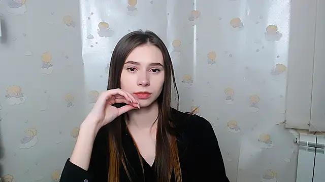 EmiLims  online show from 10, 12, 2024
