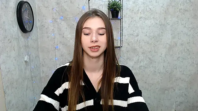 EmiLims  online show from 20, 12, 2024
