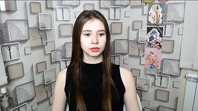 EmiLims  online show from 4, 3, 2025