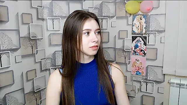 EmiLims  online show from 6, 3, 2025