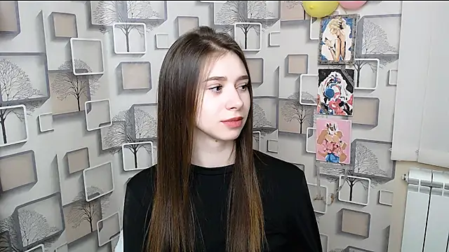 EmiLims  online show from 7, 3, 2025