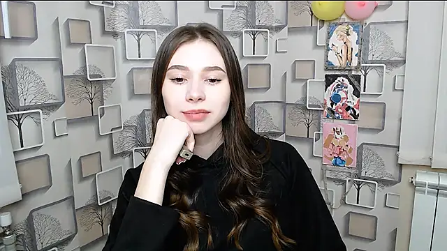 EmiLims  online show from 13, 3, 2025