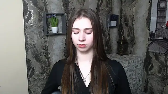EmiLims  online show from 16, 3, 2025