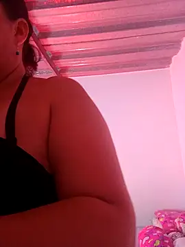 Snapshot of Fulopp15 chatting on 28, 11, 2025 Fulopp15 online show from 28, 11, 2025