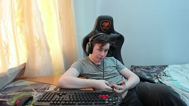 iliaskrislove online show from 7, 6, 2026