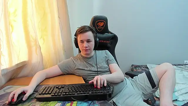 iliaskrislove online show from 19, 6, 2026