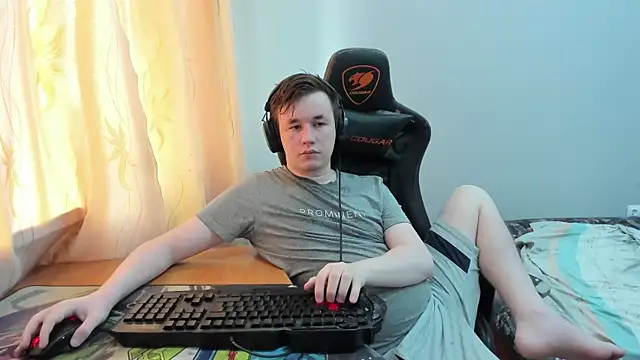 iliaskrislove online show from 21, 6, 2026
