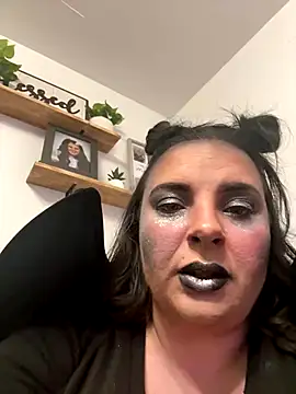 lairarose online show from 2, 11, 2025