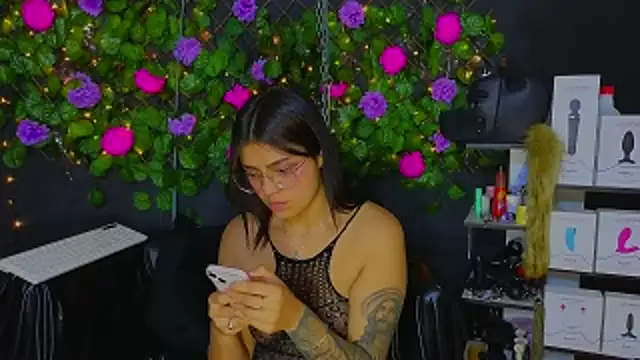 Sweett Mollyy online show from 19, 5, 2026