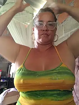 Snapshot of natally_ross21 chatting on 7, 4, 2026 natally ross21 online show from 7, 4, 2026