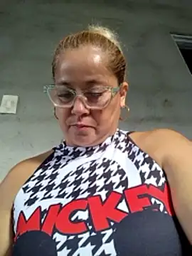 Snapshot of natally_ross21 chatting on 16, 4, 2026 natally ross21 online show from 16, 4, 2026