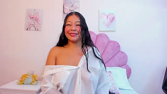 MilaaAdams online show from 4, 6, 2026