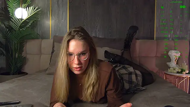 LeslieMines online show from 22, 6, 2026
