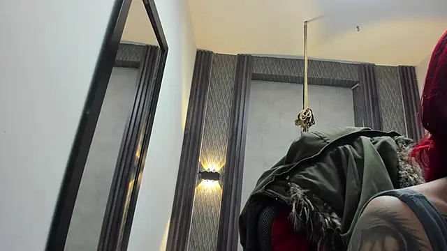 selene red  online show from 19, 6, 2026