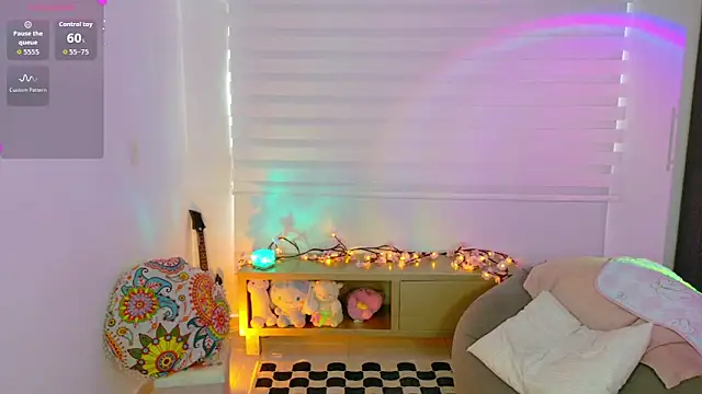 Kittytimberlake online show from 19, 6, 2026