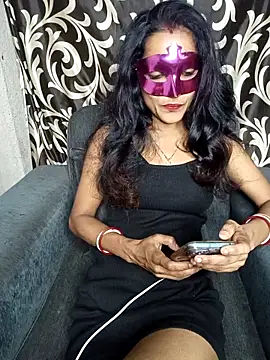 REVA DARLING online show from 18, 6, 2026