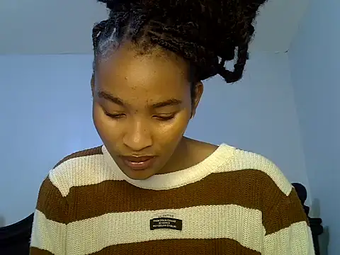 cute-alexis online show from 12, 6, 2026