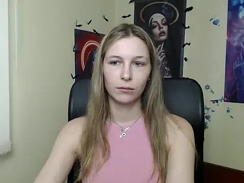 StrangerGi online show from 17, 6, 2026