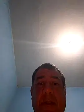 Carlossantos07 online show from 6, 4, 2026