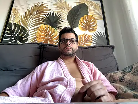 HornyBeachBoyBR online show from 3, 6, 2026