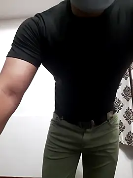 Guyinshortss online show from 18, 6, 2026