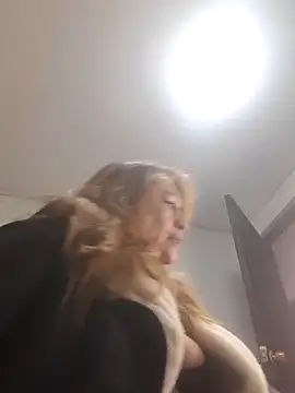Kazsandraa online show from 11, 6, 2026