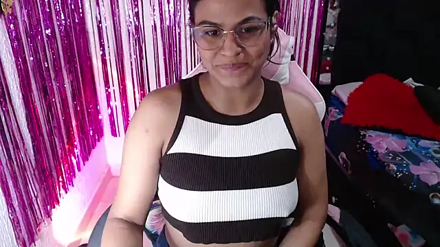SweetAlmaa online show from 18, 6, 2026