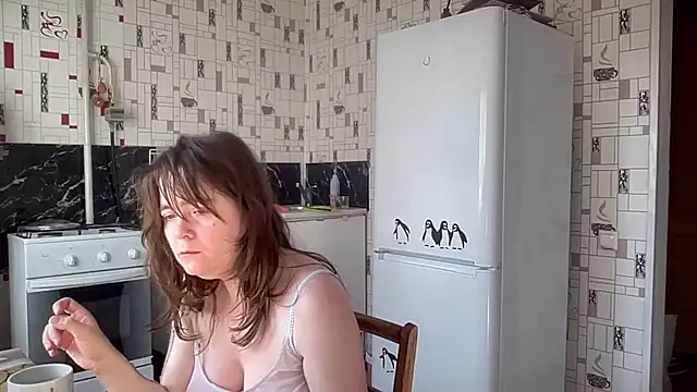 Diamond Tyler online show from 18, 6, 2026
