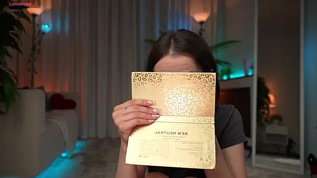 Amely Young online show from 4, 6, 2026