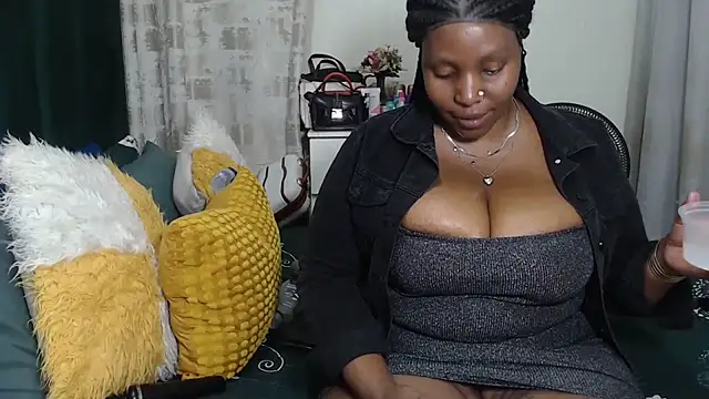 GaggingQueenxx online show from 2, 6, 2026