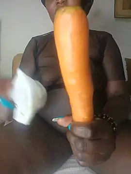 melaninebony1 online show from 12, 6, 2026