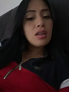 Sara luna  online show from 28, 6, 2026