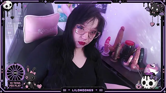 LiloMoon69 online show from 13, 6, 2026
