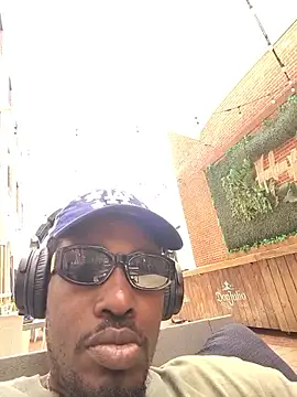 BlackD4uxo online show from 6, 6, 2026