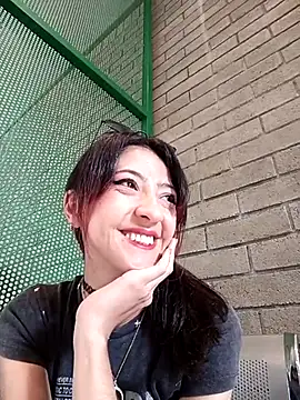 Snapshot of BonnieCute_ chatting on 21, 5, 2026 BonnieCute online show from 21, 5, 2026
