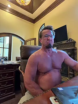 sluttydylan online show from 9, 6, 2026