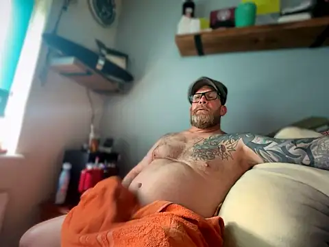 Tattooednakedguy online show from 14, 6, 2026