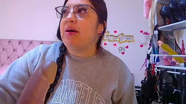 lanaqueen699 online show from 18, 6, 2026
