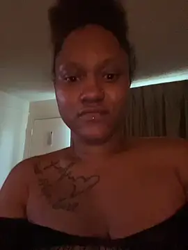 PrettyGal Tingz online show from 25, 1, 2025