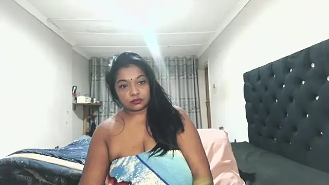 Indianmayaxoxo online show from 12, 6, 2026