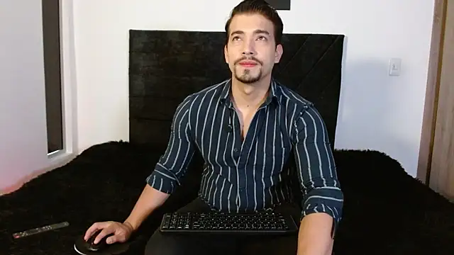 Ian Daviz online show from 7, 6, 2026