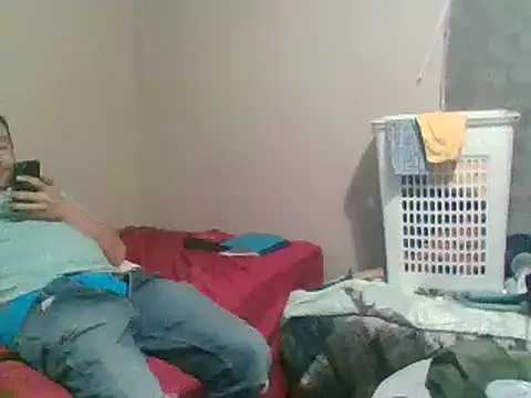 Snapshot of SmokingSloth chatting on 23, 11, 2025 SmokingSloth online show from 23, 11, 2025