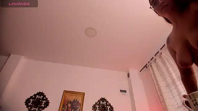 VeronicaGilss online show from 14, 6, 2026
