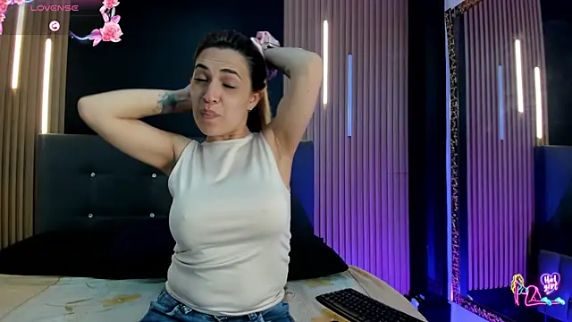 EvaaLovia1 online show from 19, 6, 2026