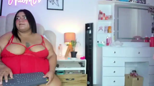 NaomiAsha online show from 5, 6, 2026