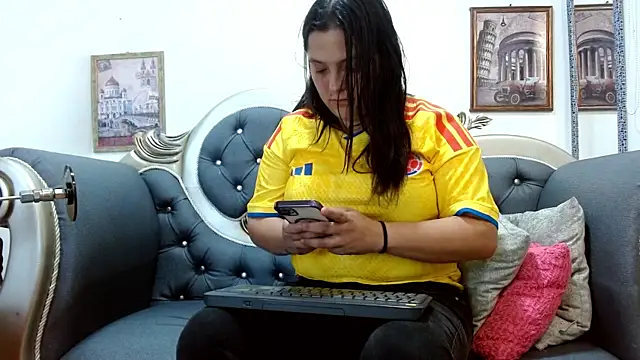 KataleyaStiward online show from 17, 6, 2026
