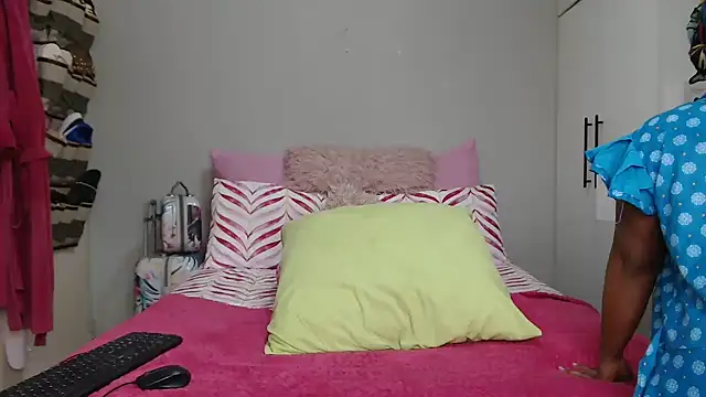 Amberbela online show from 19, 6, 2026